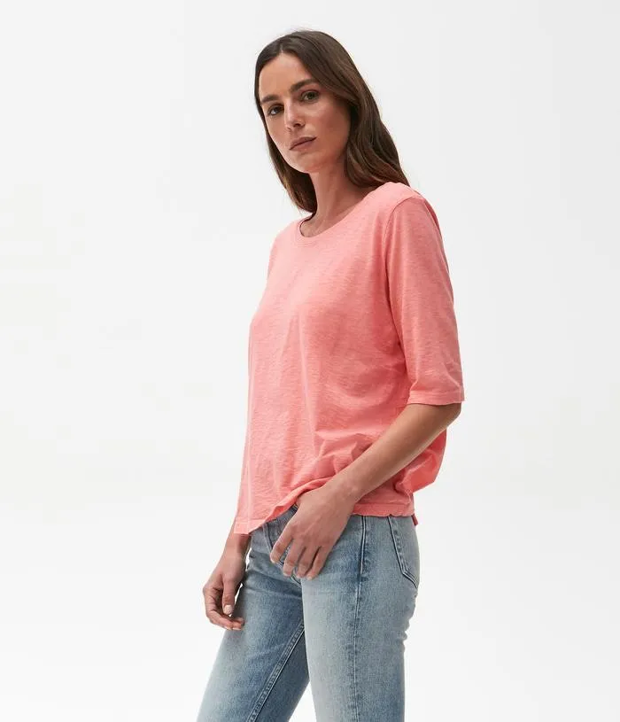 Dua Swing Tee