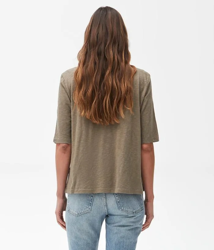 Dua Swing Tee