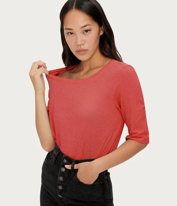Dua Swing Tee