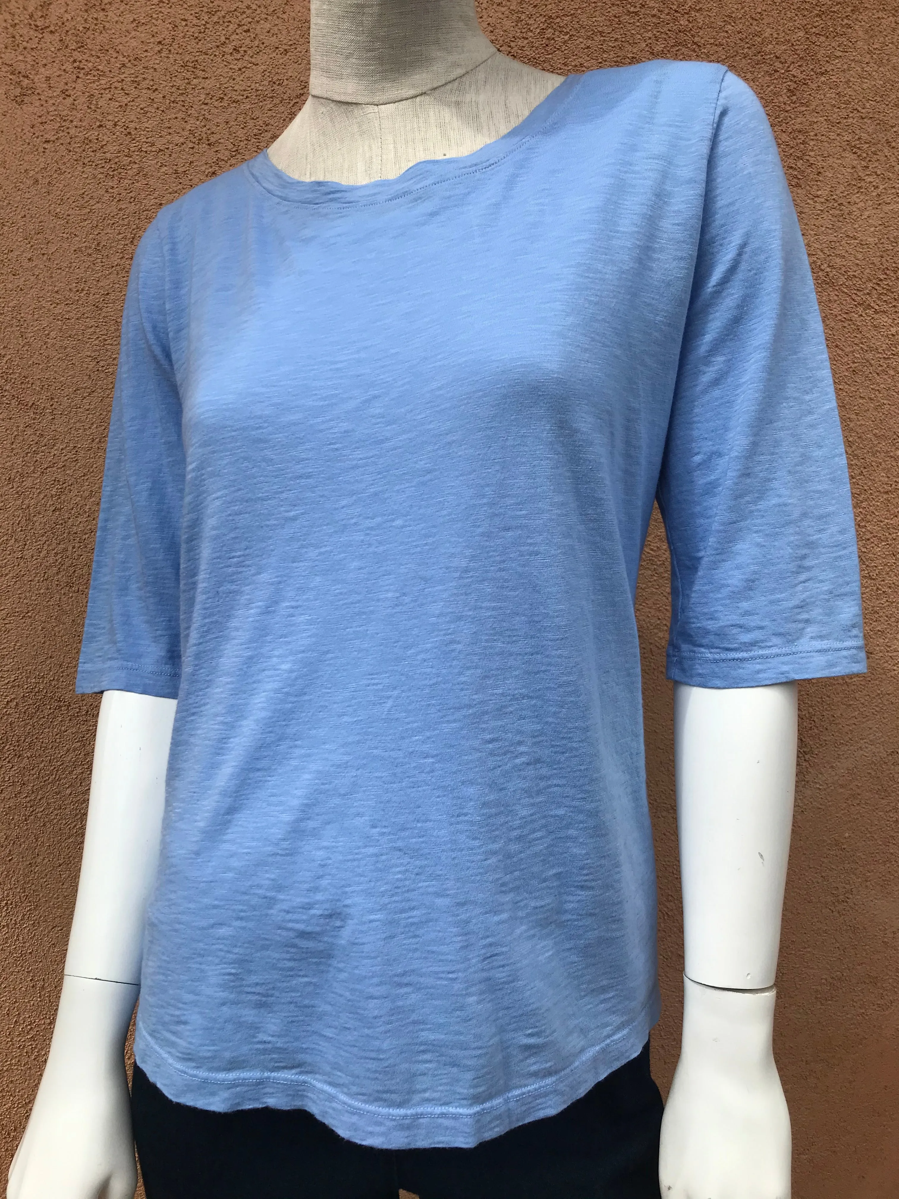Dua Swing Tee