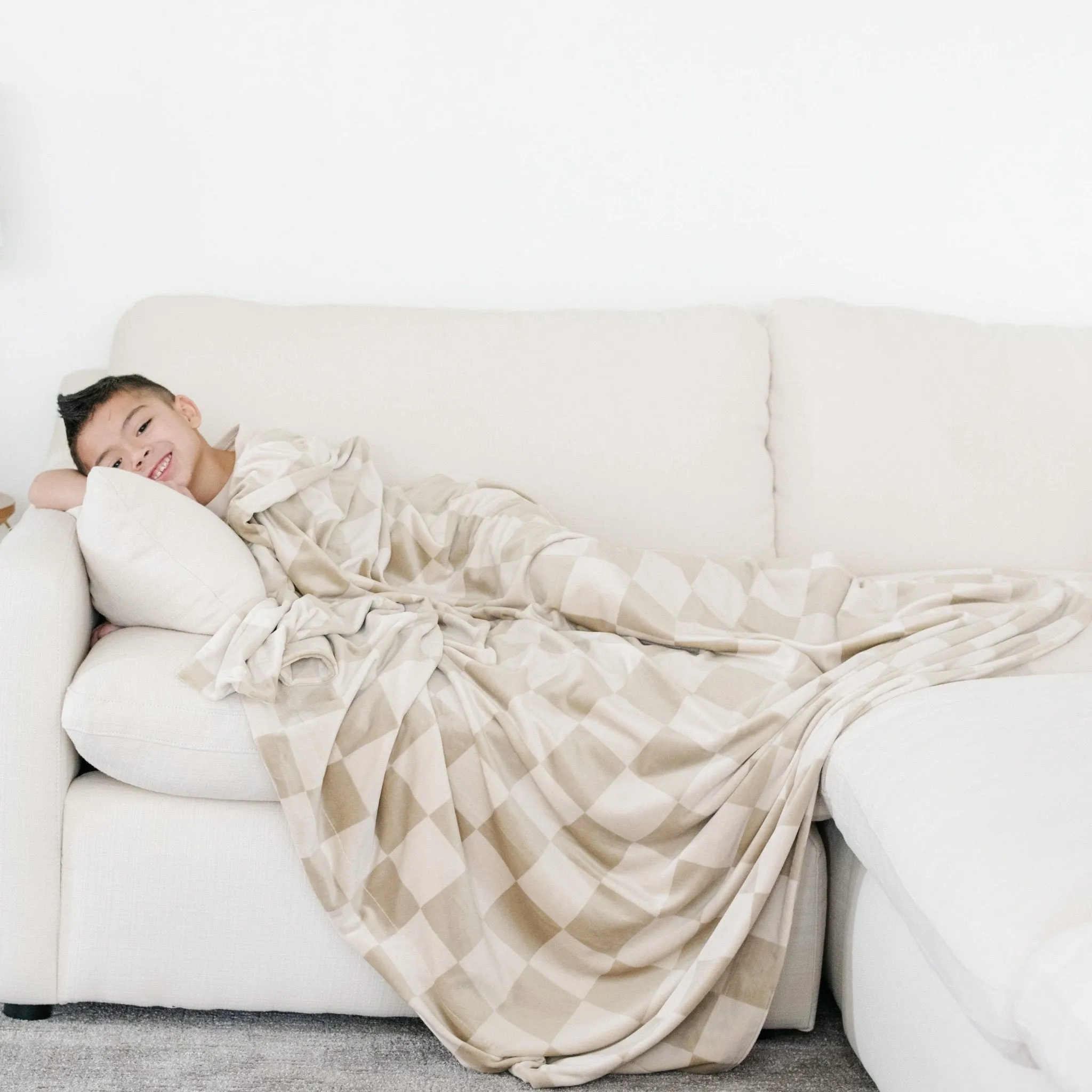 MINKY STRETCH THROW BLANKETS